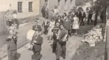 1. apríla si pripomíname 80. výročie pripojenia Lamača k Bratislave